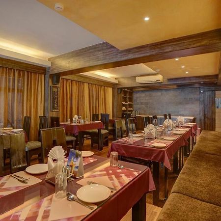 Hotel Miland Palace ブバネーシュワル エクステリア 写真